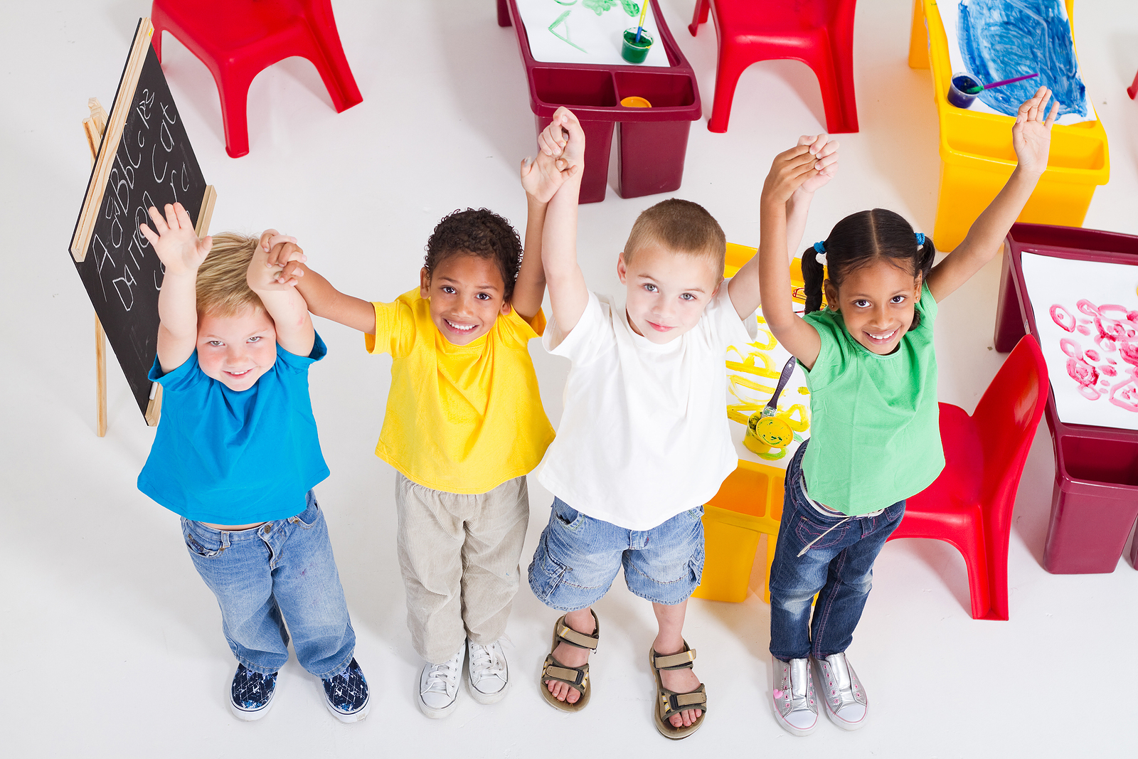 bigstock_young_preschool_children_in_cl_14764601.jpg